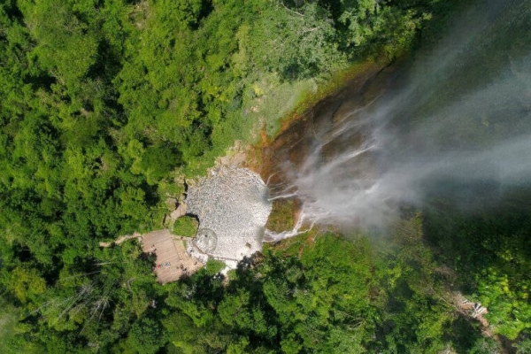 Maior cachoeira do Estado Boca da On?a