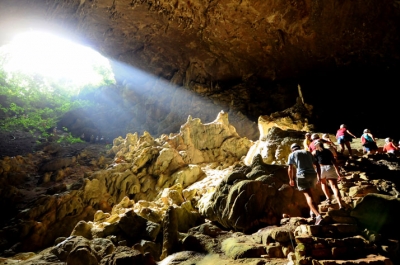 Gruta do Lago Azul 